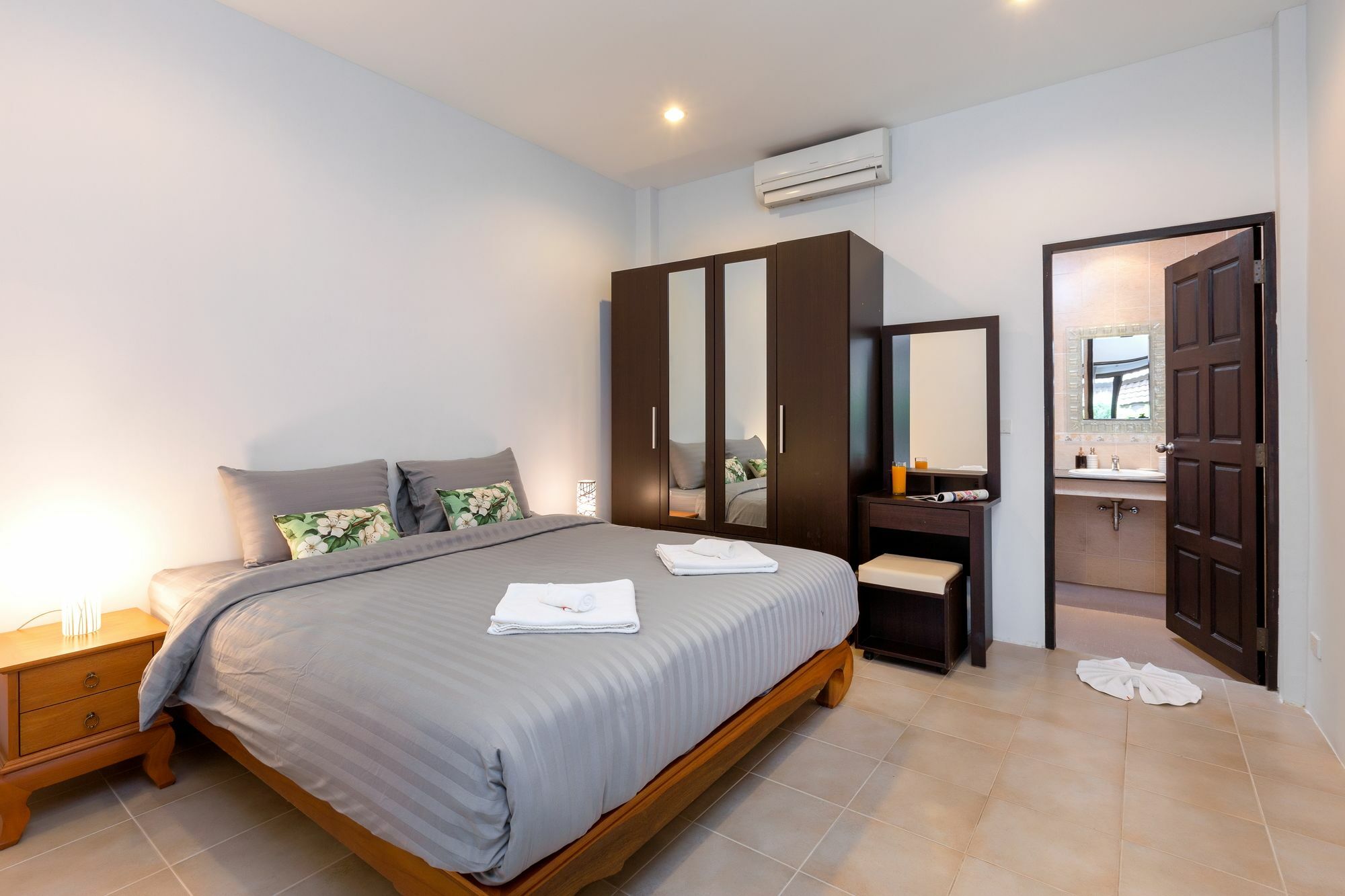 Karon Beach Pool Villa - Sha Extra Plus Luaran gambar